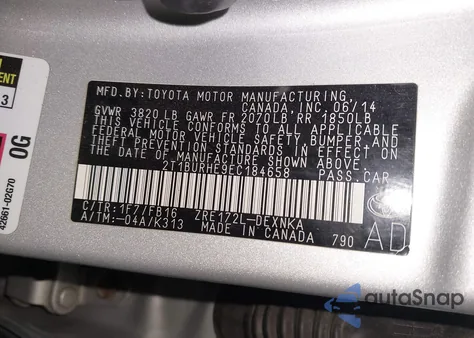 2014 Toyota Corolla Le Plus z USA, uszkodzony, nr VIN 2T1BURHE9EC184658